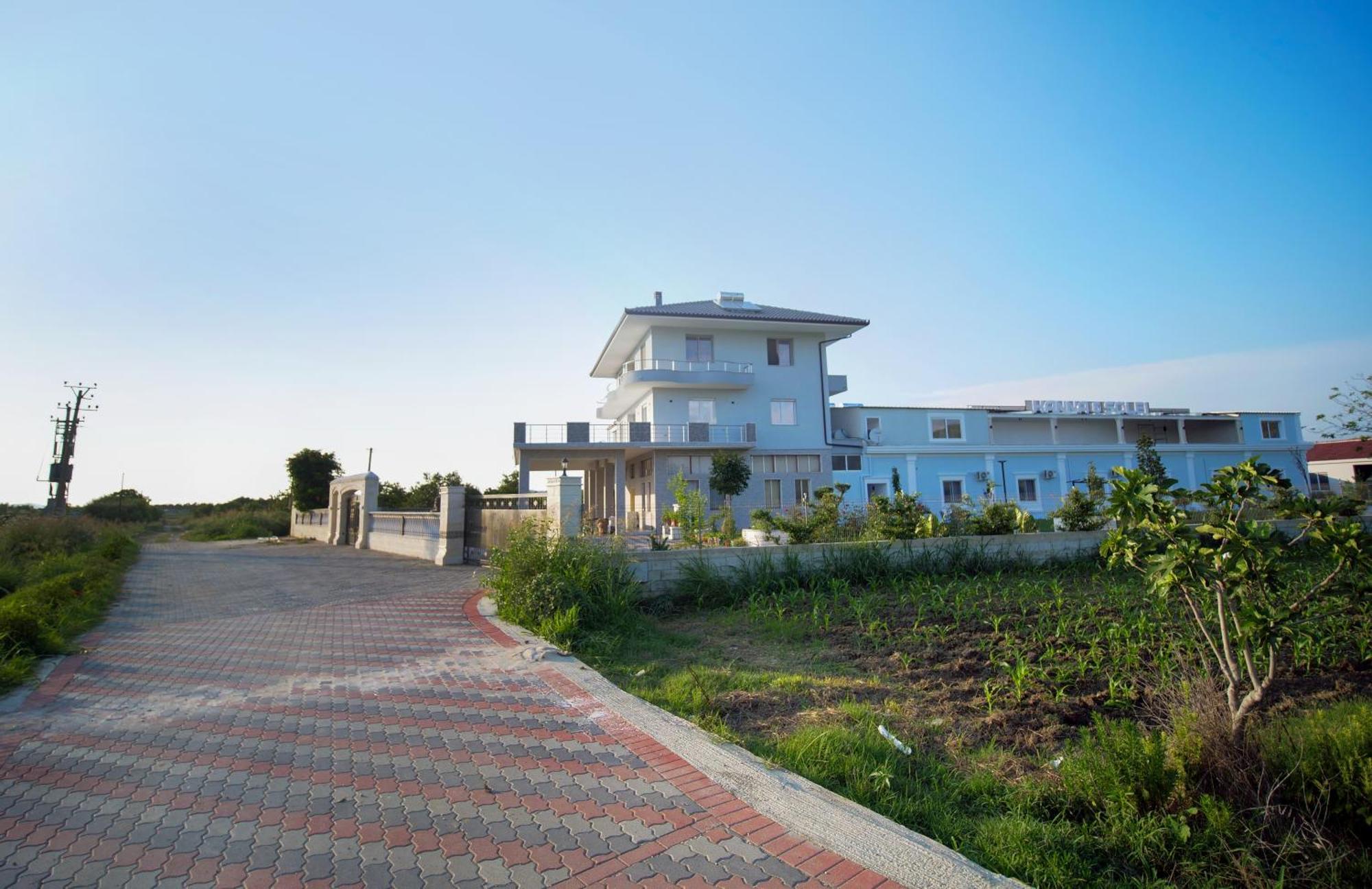 Hanna & Solei Hotel Berat Exteriör bild