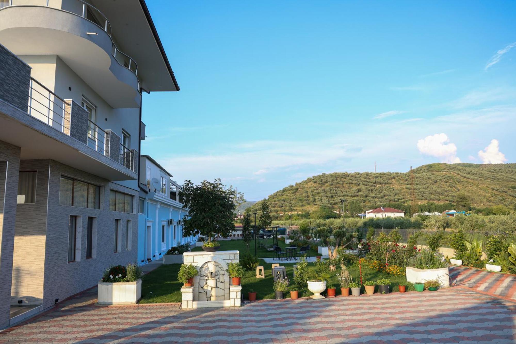 Hanna & Solei Hotel Berat Exteriör bild
